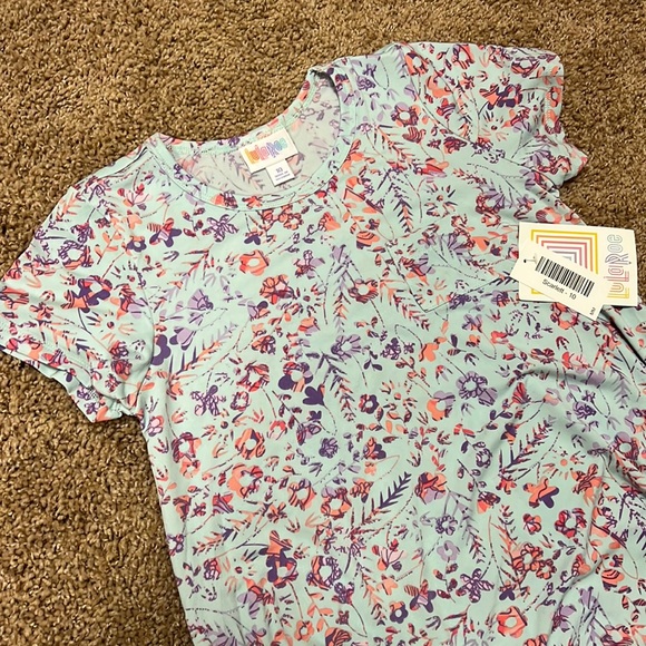 LuLaRoe Other - Lularoe Floral Scarlett